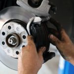 Un tuffo divertente nel mondo delle pastiglie dei freni per auto brake-pads-2